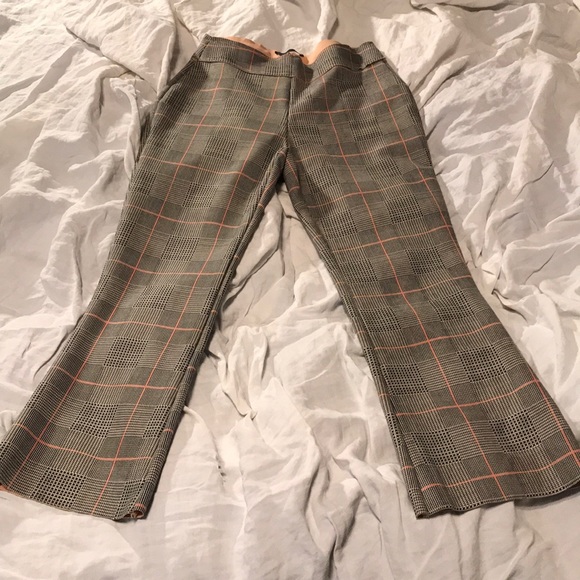 Zara Pants - Picture 2 of 4